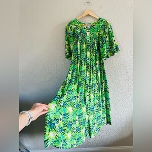 Go Softly Vibrant Green Button From Patio House Dress